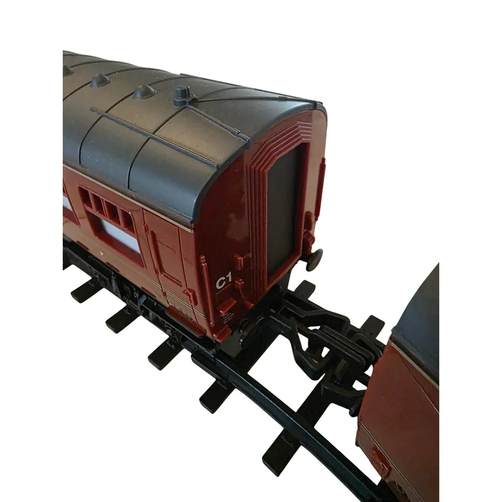 Lionel‎ Harry Potter Hogwarts Express G-Gauge Train Set 5972 Locomotive Track